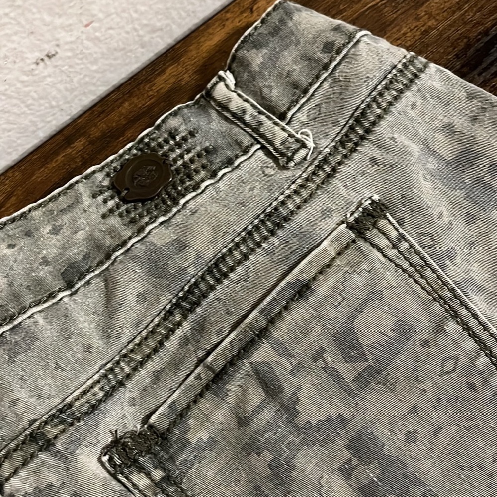 Sold ❗️Shorts - Picture 4 of 8
